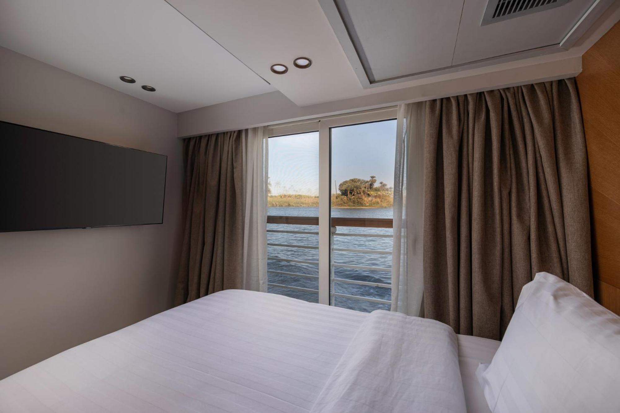 Tia Boutique Nile Cruise - Every Monday From Luxor For 04 & 07 Nights - Every Friday From Aswan For 03 & 07 Nights Экстерьер фото