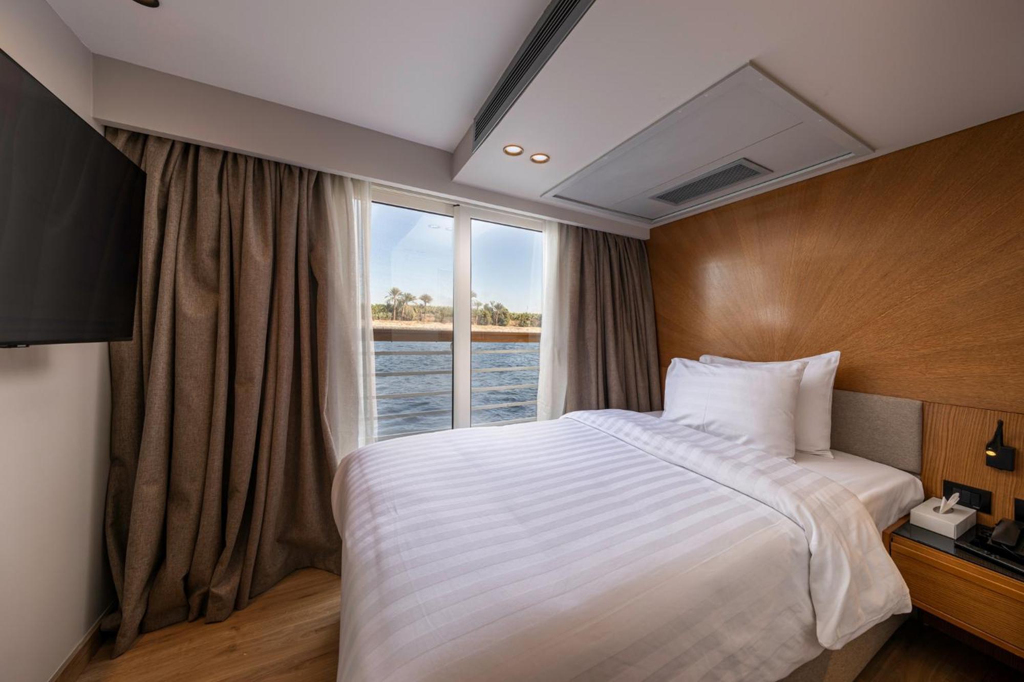 Tia Boutique Nile Cruise - Every Monday From Luxor For 04 & 07 Nights - Every Friday From Aswan For 03 & 07 Nights Экстерьер фото