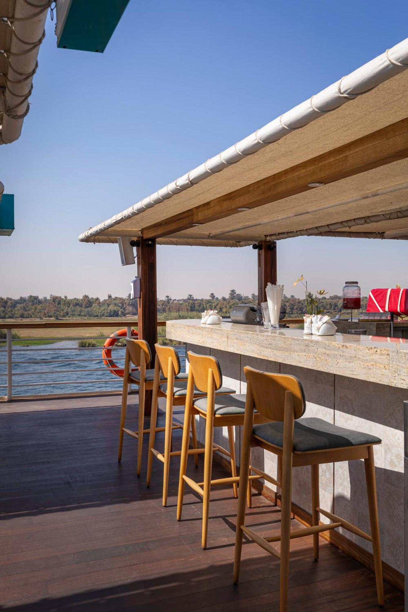 Tia Boutique Nile Cruise - Every Monday From Luxor For 04 & 07 Nights - Every Friday From Aswan For 03 & 07 Nights Экстерьер фото